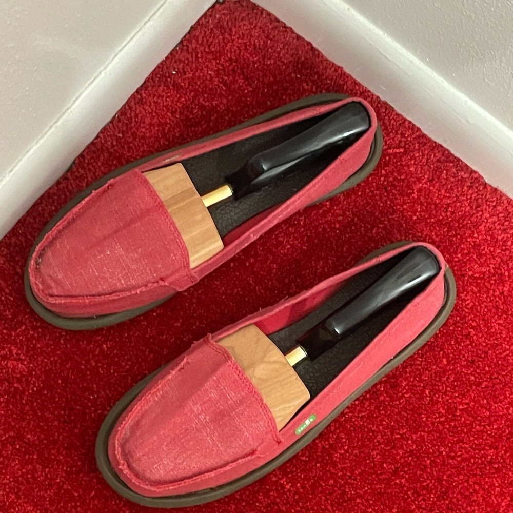 GUC Sanuk Women’s Red Slip-On Shoes Size 10 - Picture 4 of 9
